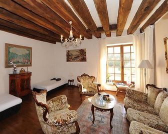 Chateau De Jallanges - Vouvray - Вітальня