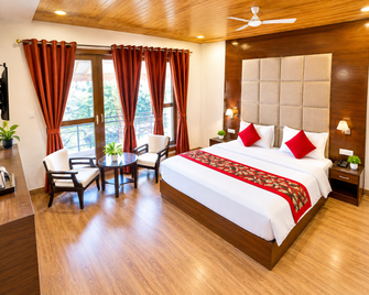 Goroomgo Blue Moon Resort Bhimtal - Near Mall Road and lake - Nainital - Quarto