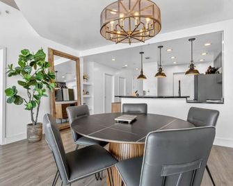 2 Bdrm 2 Bathtropical Thunder @ The Jackson - Orlando - Dining room