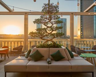 هوليداي جٕنس ش تاكجن نتنتٓ ٓتي ياي ايتش جي - تاشكينت - مطعم