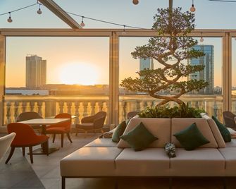 Holiday Inn Tashkent City By IHG - Tasjkent - Restaurant