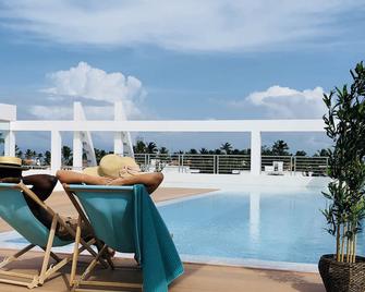 Ducassi Suites Rooftop Pool Beach Club & Spa - Punta Cana - Schlafzimmer