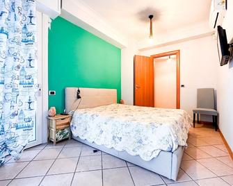 appartamento quadrifoglio - Desenzano del Garda - Schlafzimmer