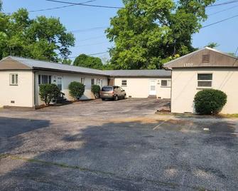 Charming 1br Efficiency Apt Near Ttu & Downtown - Cookeville - Building