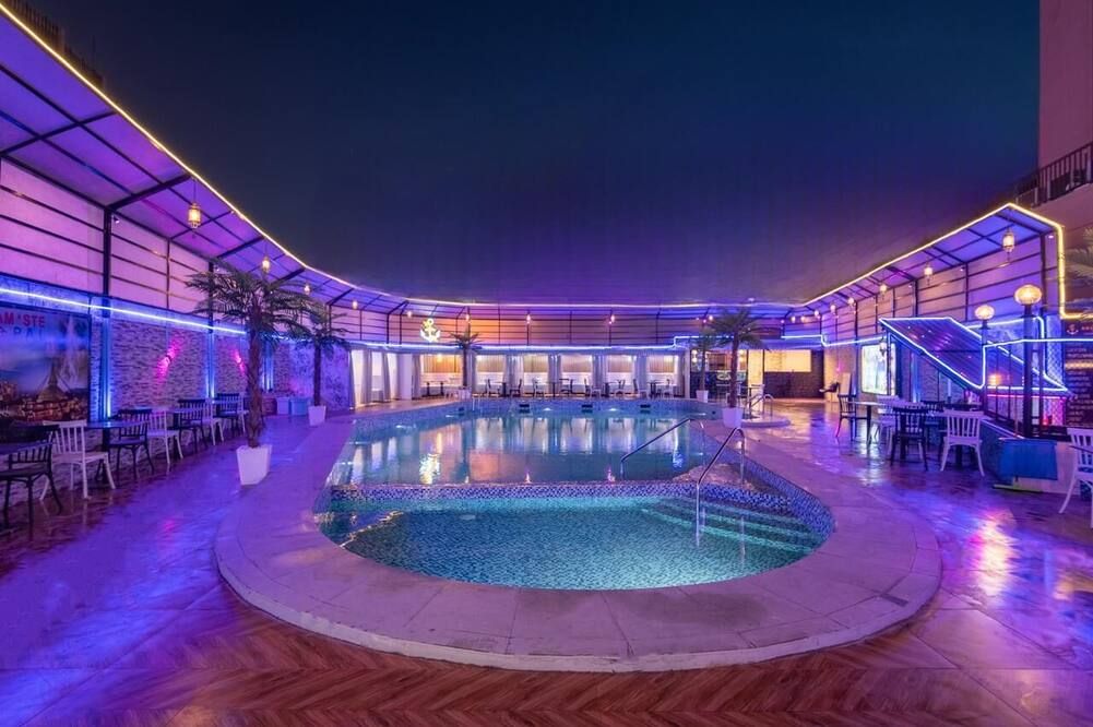 فندق أمباسادور دبي