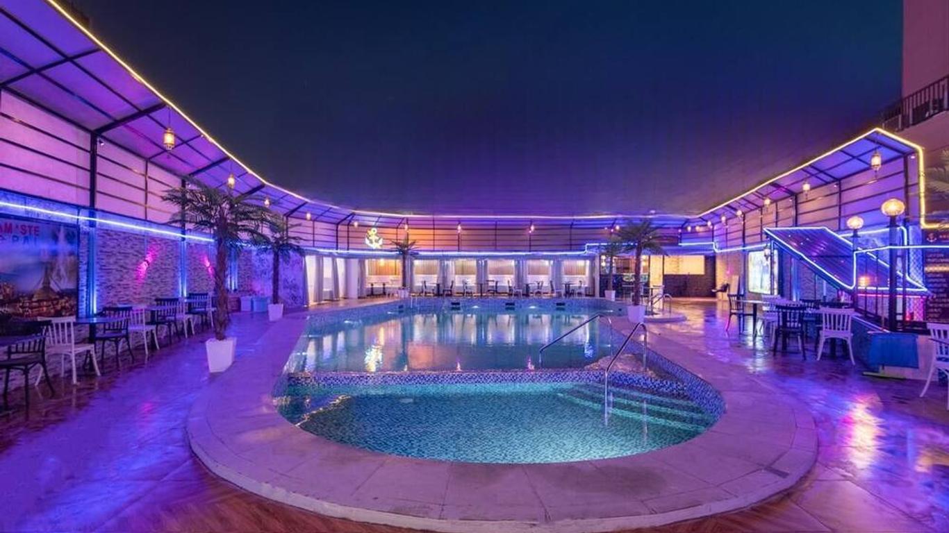 Grand Ambassador Hotel