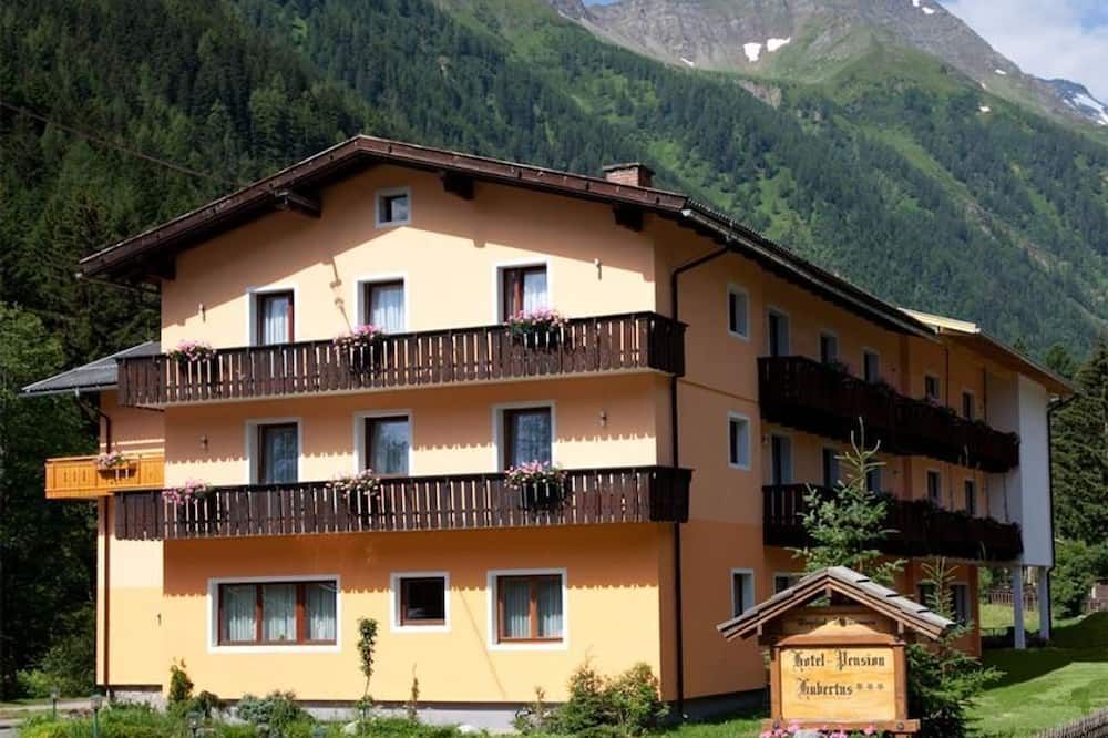 هوتل هوبرتوس