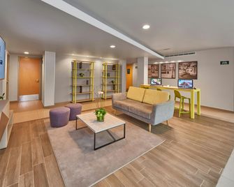 City Express Suites by Marriott Ciudad de México Anzures - מקסיקו סיטי - סלון