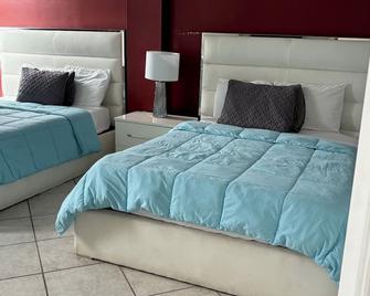 Tortuga festival special 1Bedroom Suite,CityView Ft Lauderdale&Two QueenBeds - Fort Lauderdale - Habitación