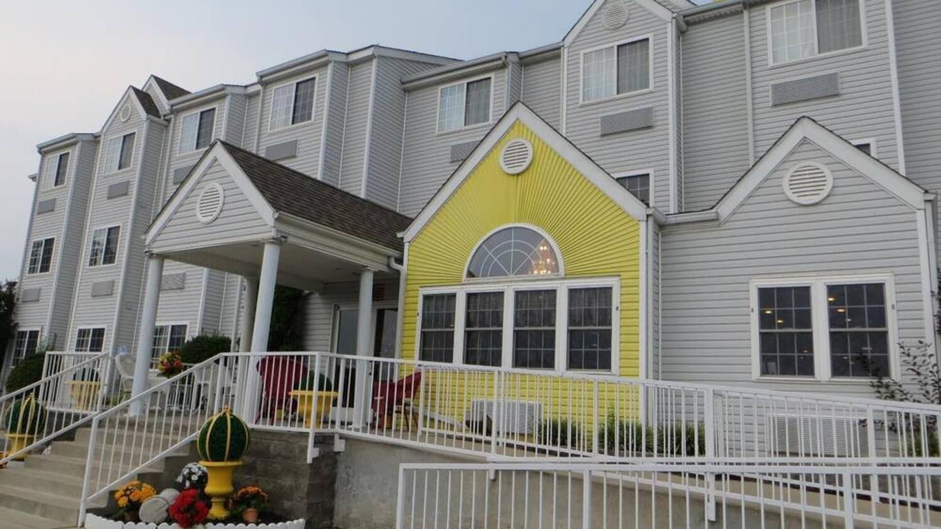 Patti's Inn & Suites