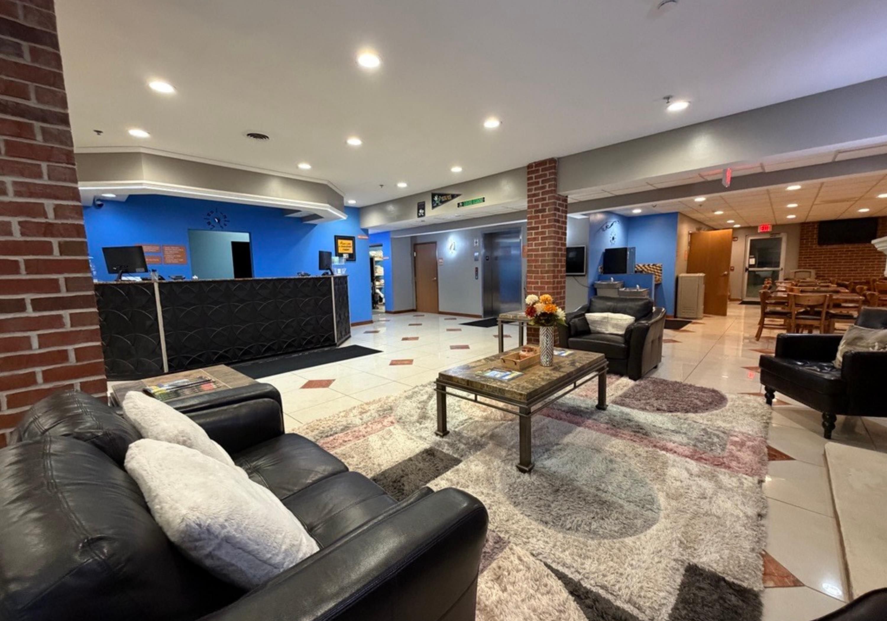 SureStay by Best Western South Bend - South Bend - Lobby