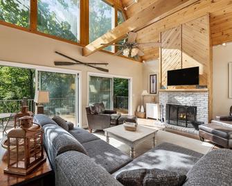 Cherokee Hideaway (Dog-Friendly) - Smithville