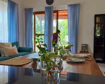 The Ixora - A Boutique Homestay - Varkala - Dining room