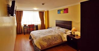 Hotel Joshed Imperial - Latacunga - Bedroom