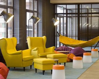 Casa Karina - בנסקו - טרקלין