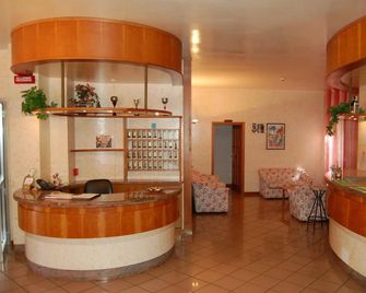 Hotel Paglierani - San Mauro a Mare - Recepción