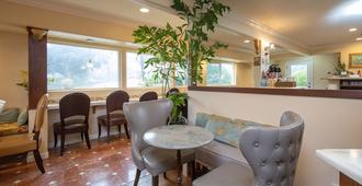 Vendange Carmel Inn & Suites - Carmel-by-the-Sea - Restaurant