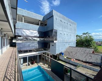New Wijaya Hotel - Yogyakarta