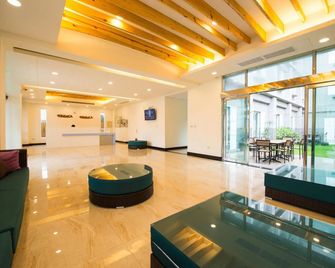 Seahome Hotel - Ludao - Lobby