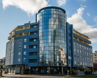 Hotel Blue - Zagreb - Building
