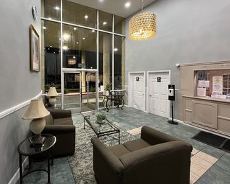 Hometown Inn North Hills - Los Angeles - Living room