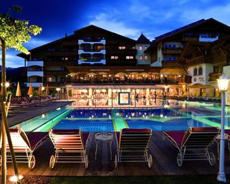 Alpenpark Resort Superior - Seefeld - Uima-allas