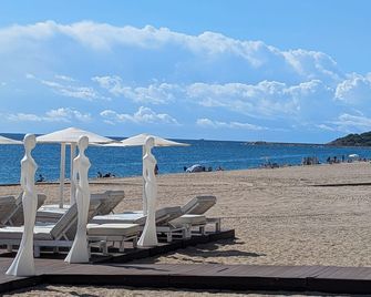 Hotel Medium Claramar - Platja d'Aro - Beach