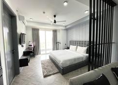 Bedchambers Serviced Apartments, Mg Road - Gurugram - Schlafzimmer