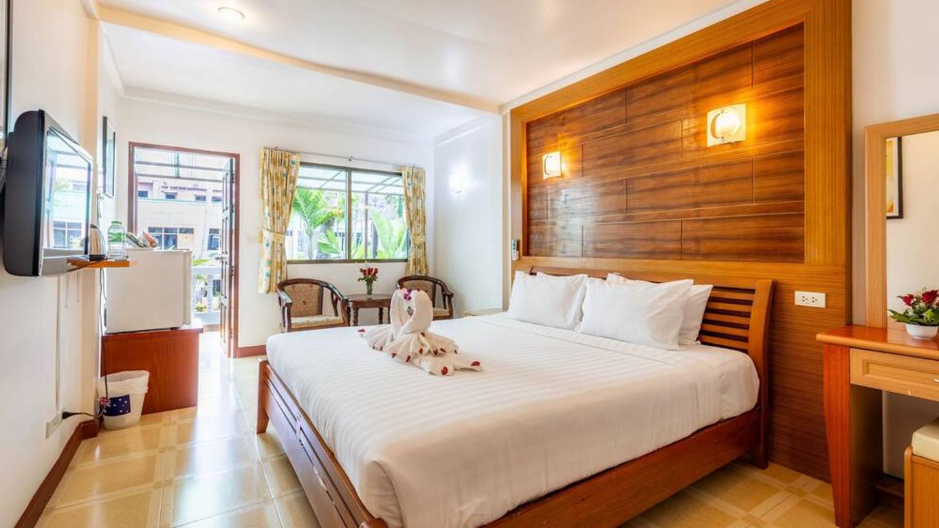 The Expat Hotel