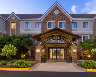 Staybridge Suites Mpls-Maple Grove/Arbor Lakes By IHG - Maple Grove - Edificio