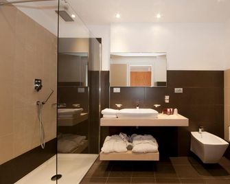 Eurocongressi Hotel - Cavaion Veronese - Badkamer