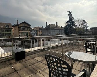 Hotel Du Quai - Villeneuve VD - Balkon