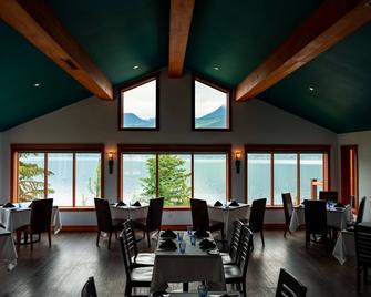 Halcyon Hot Springs Resort - Nakusp - Restaurant