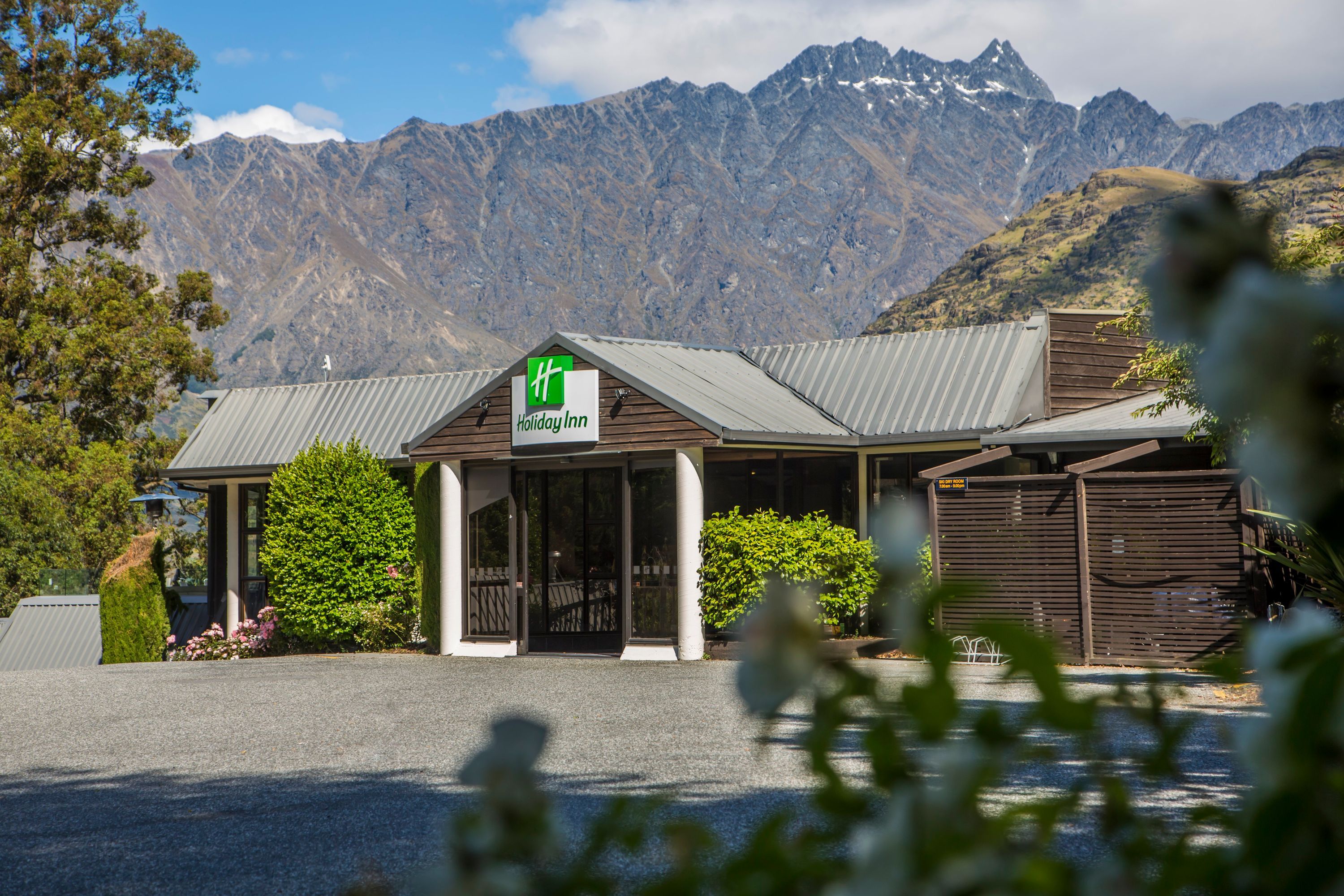 Holiday Inn Queenstown Frankton Road By IHG - קווינסטאון - בניין