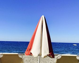 Katerina Seaside Studios - Platanias - Пляж