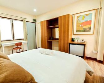 Thong Poon Apartment Chiang Mai - Chiang Mai - Habitación