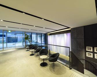 Best Western Plus Hotel Fino Osaka Kitahama - Osaka - Lobby