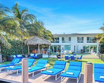 Retreat by Beach Waterfront Lago Key - Fort Lauderdale