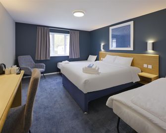 Travelodge Burford Cotswolds - Burford - Schlafzimmer
