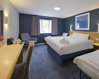 Travelodge Burford Cotswolds - Burford - Schlafzimmer