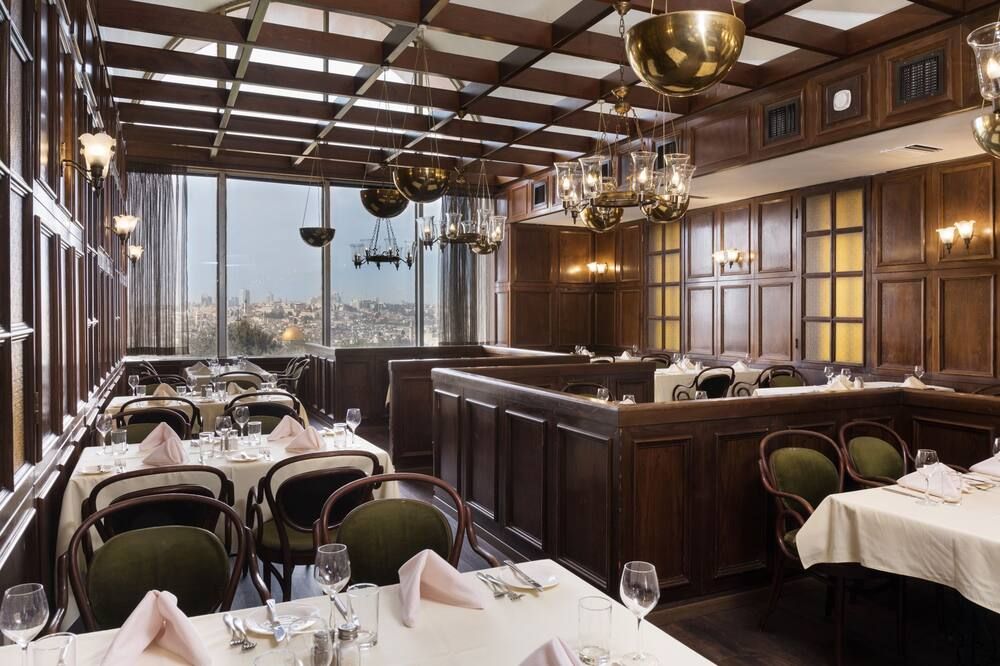 فندق سيفين أرشز