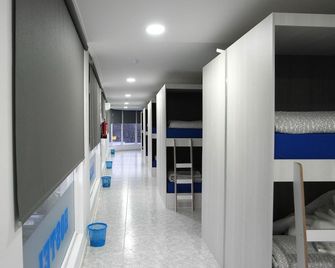 Albergue Oceanus Finisterre - Fisterra - Flur