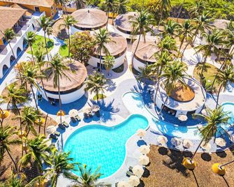 Palm Beach Resort - Serrekunda - Pool