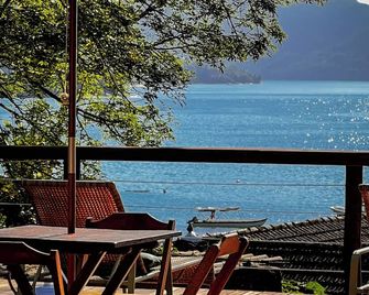 Pousada Três Coqueiros - Vila do Abraao