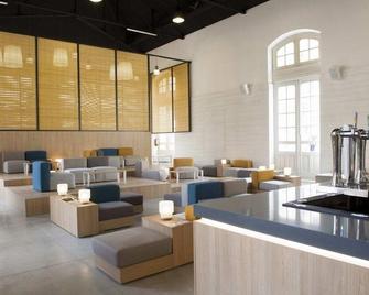 UP Station Hostel - Valencia