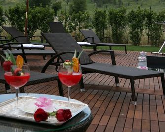 Regis Resort & Wellness - Turrivalignani - Patio
