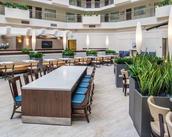 Embassy Suites By Hilton Seattle - Tacoma International Airport - Tukwila - Restaurante
