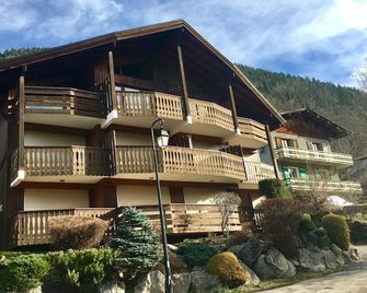 Quiet two bedroom apartment 30m2 in Morzine with mountain view - Morzine - Gebouw