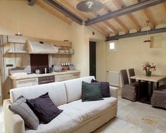 Olimagio - Pietrasanta