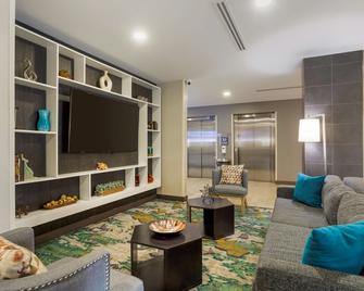 Best Western Plus Executive Residency Antioch Inn - Nashville - Living room